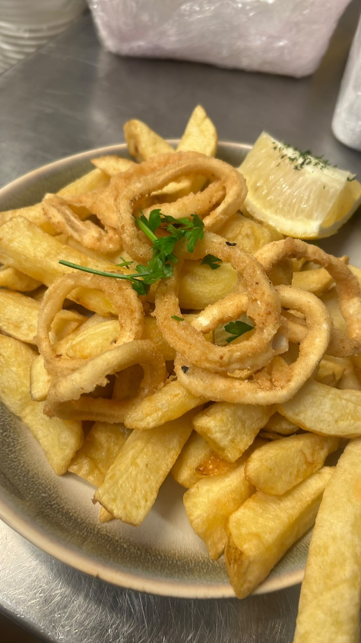 Chilli squid rings served with chips